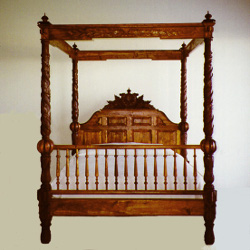 Hawaiian King's Bed