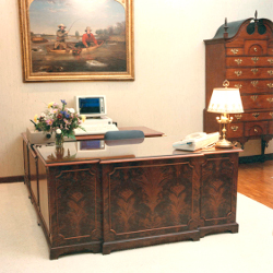 Congoleum Desk